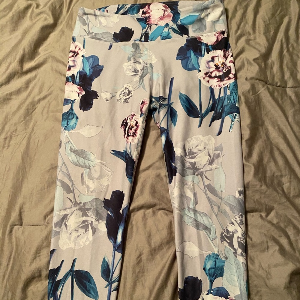 Fabletics 7/8 Leggings